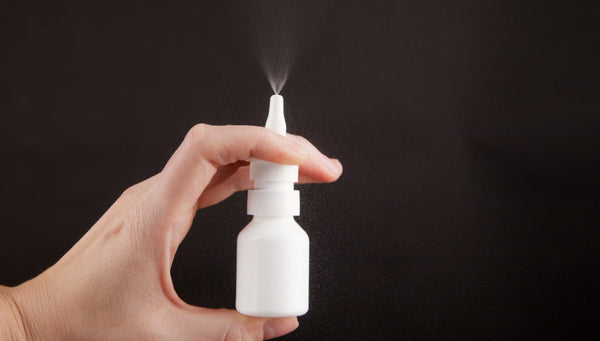 cómo usar spray nasal fácil con rinomar